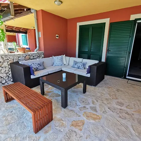 Apartman Luxurious 2 Bedroom With Terrace And Pool *