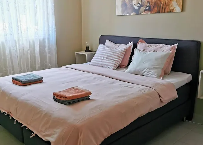 Luxurious 2 Bedroom With Terrace And Pool Apartman Vinišće